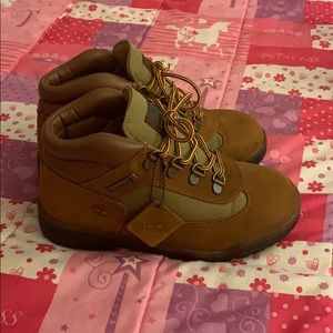 (Sold)Kids timberland field boots